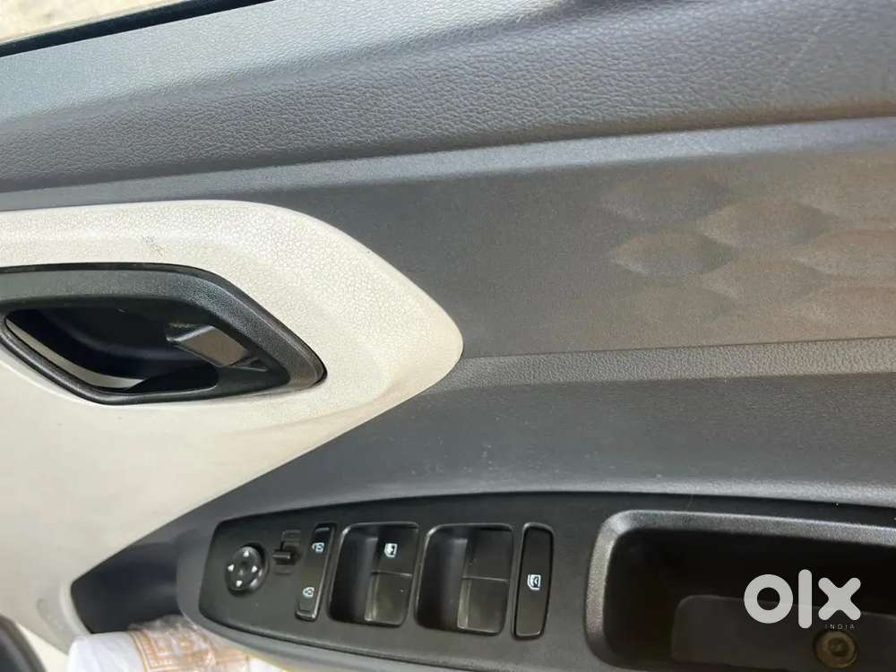 Hyundai Aura 2023 Petrol Well Maintained