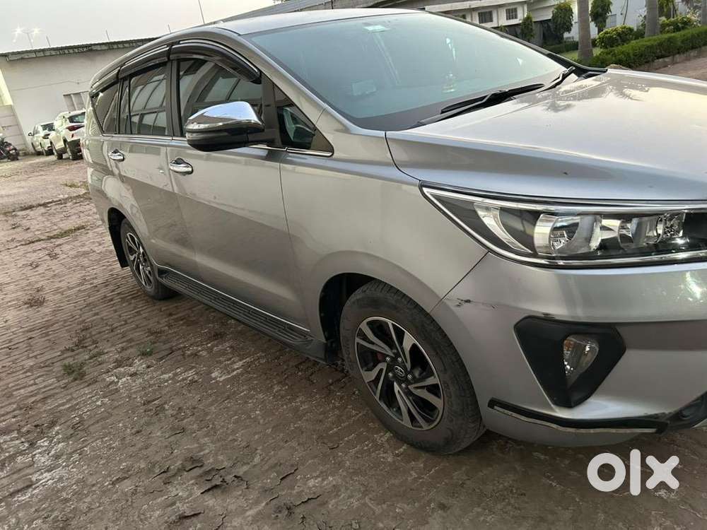Toyota Innova Crysta 2021 Petrol Well Maintained