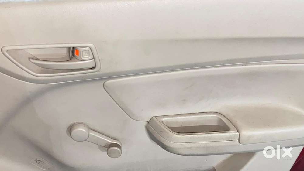 Maruti Suzuki Swift Dzire 1.2 Lxi Bsiv, 2017, Petrol
