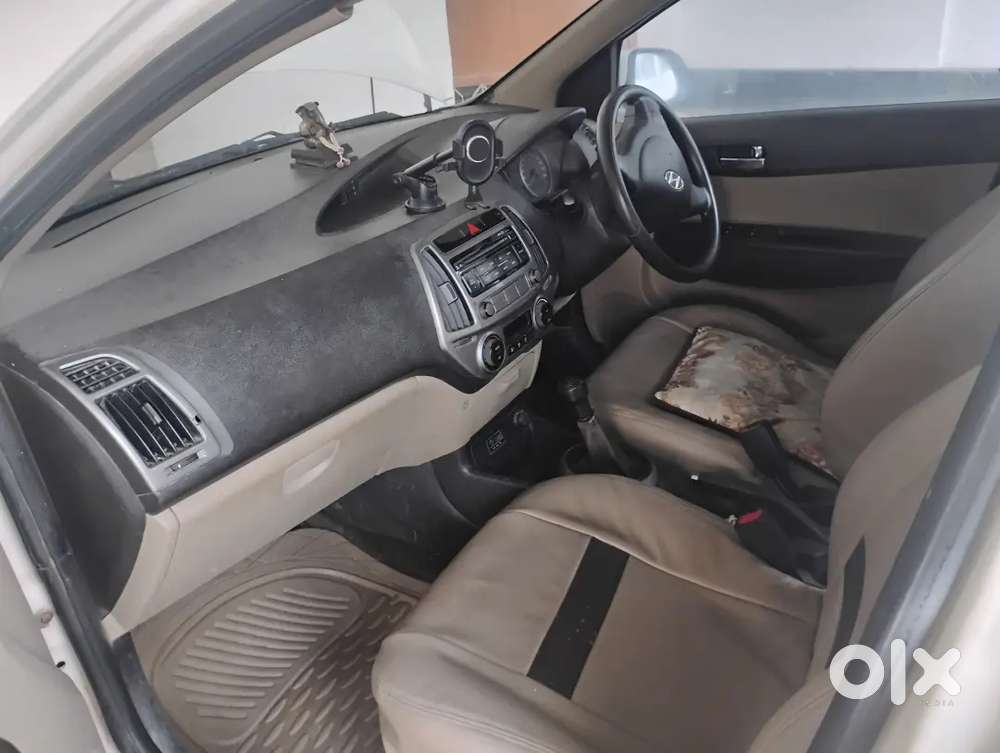 Hyundai I20 2014 Petrol 72600 Km Driven