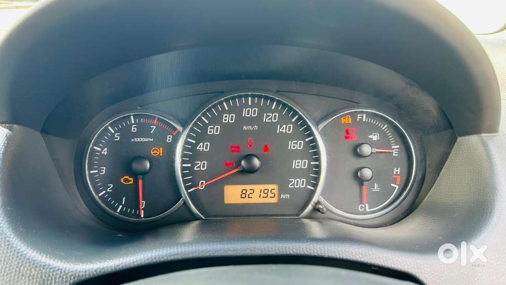 Maruti Suzuki Dzire 1.2 Vxi, 2011, Petrol