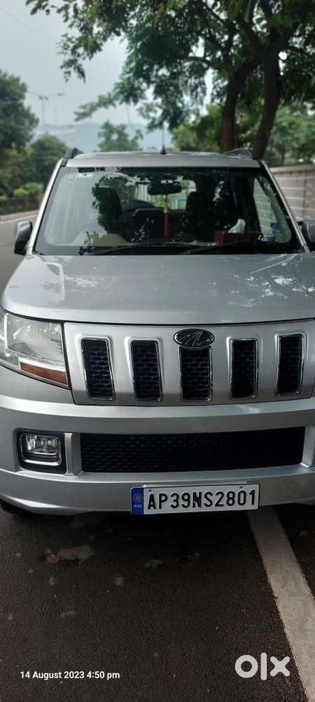 Mahindra Tuv 300 2017 Diesel Well Maintained