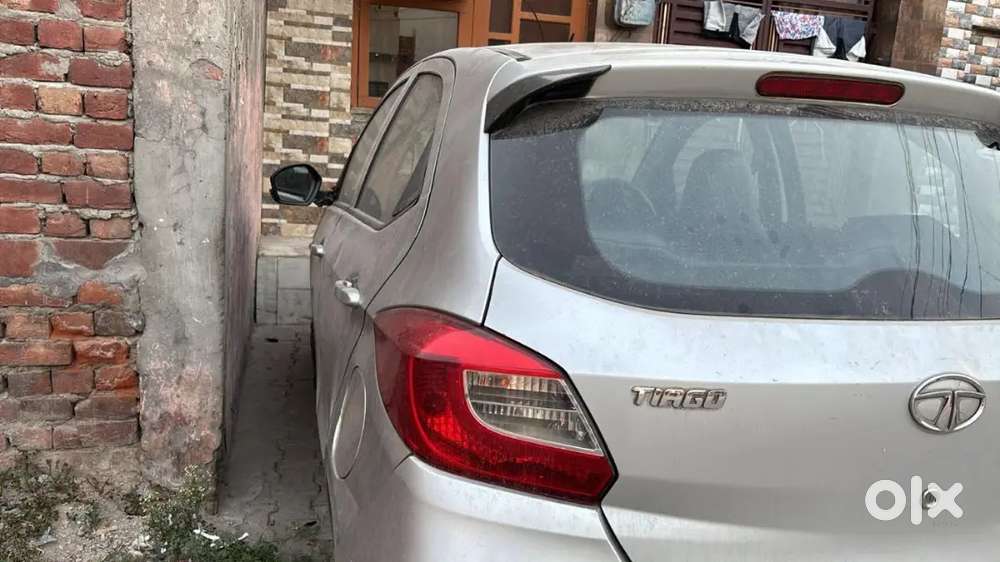 Tata Tiago Xt Petrol 2017