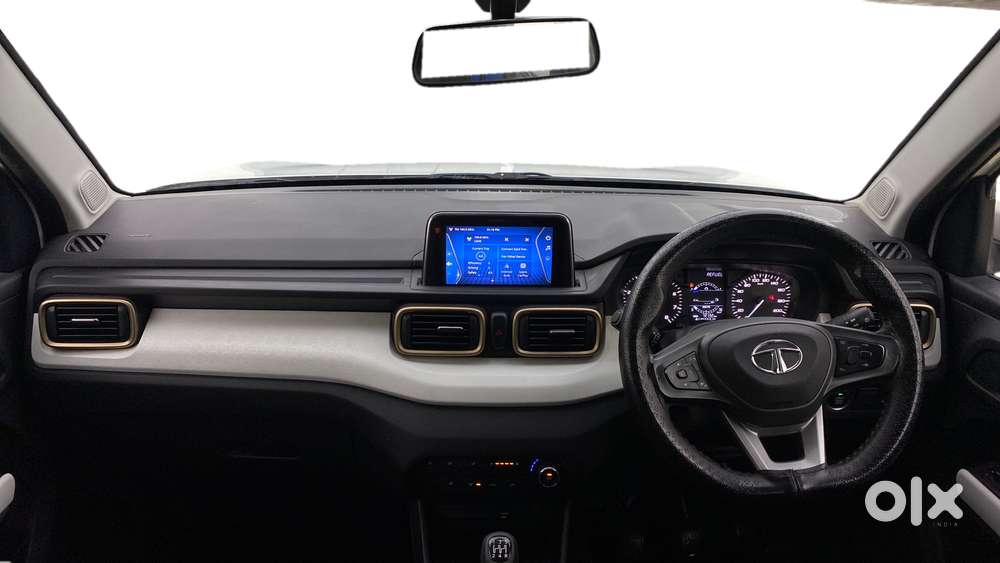 Tata Punch Camo Adventure Mt, 2022, Petrol