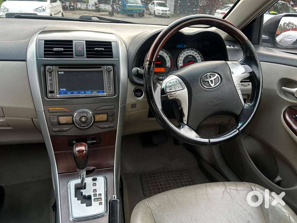 Toyota Corolla Altis Vl, 2011, Petrol