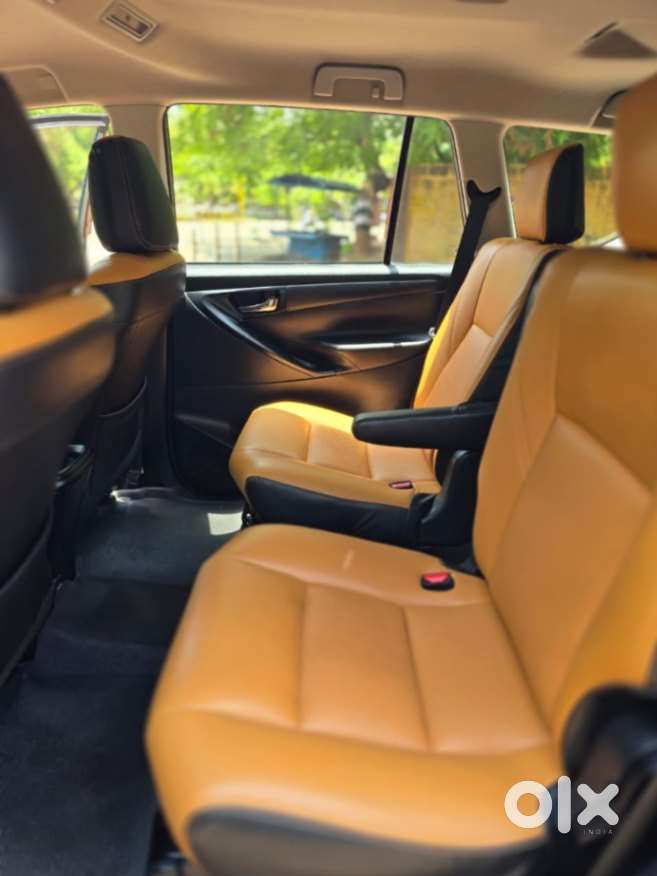 Toyota Innova Crysta 2.5z, 2022, Diesel