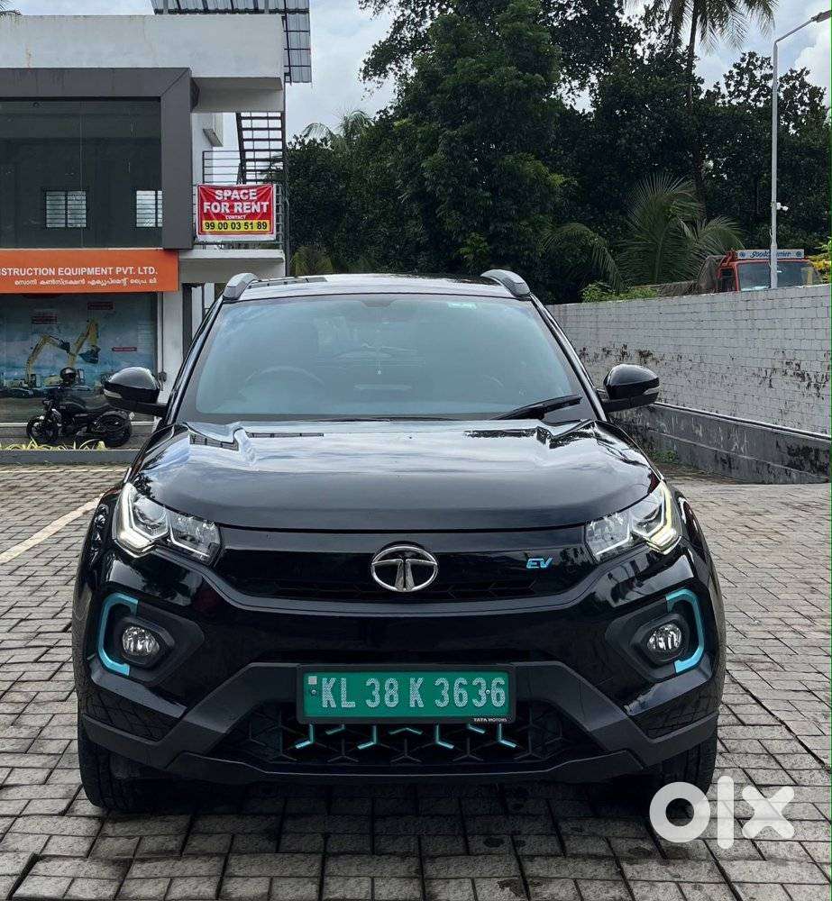 Tata Nexon 1.2 Revotron Xz Plus Premium Dark Edition, 2022, Electric