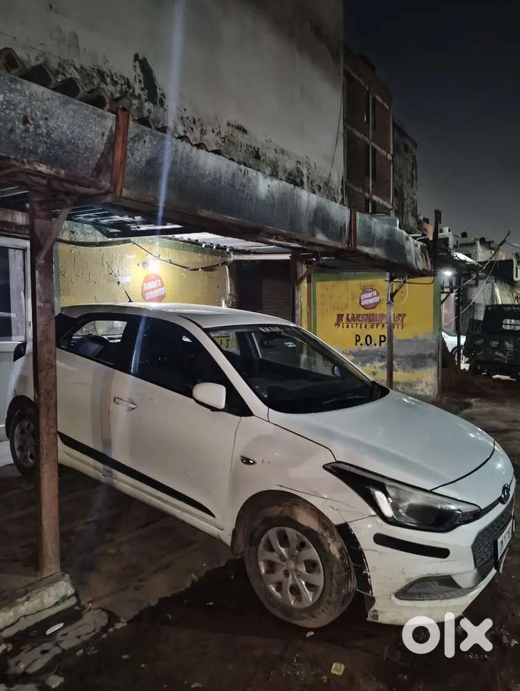 Hyundai I20 2015 Petrol 65000 Km Driven