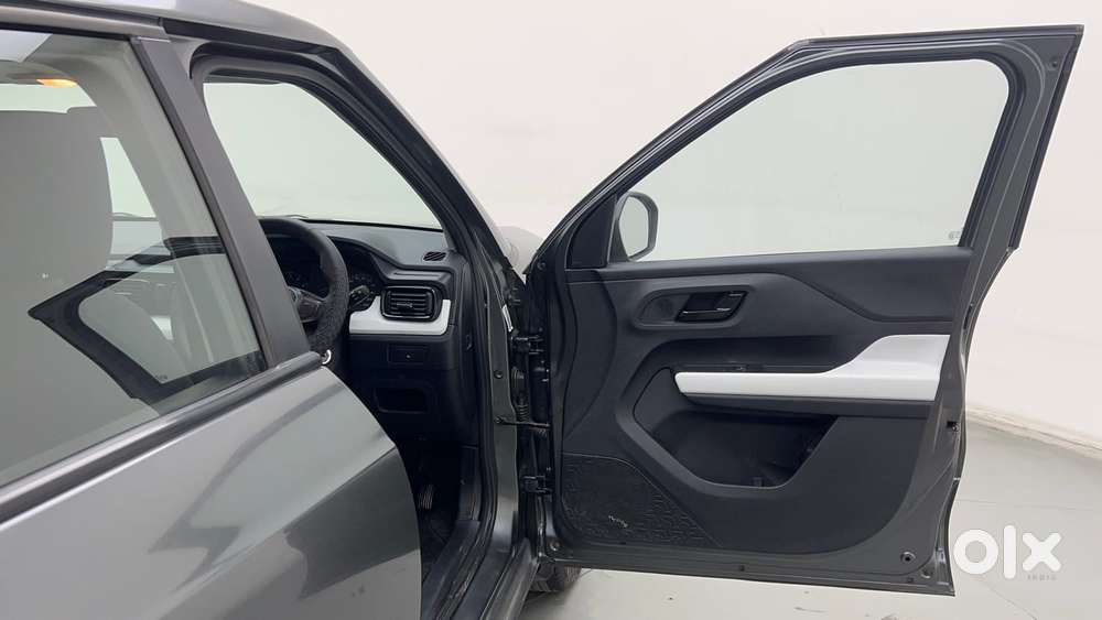 Tata Punch Pure, 2022, Petrol