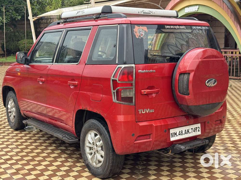 Mahindra Tuv 300 Mhawk100 T8 Dual Tone, 2016, Diesel
