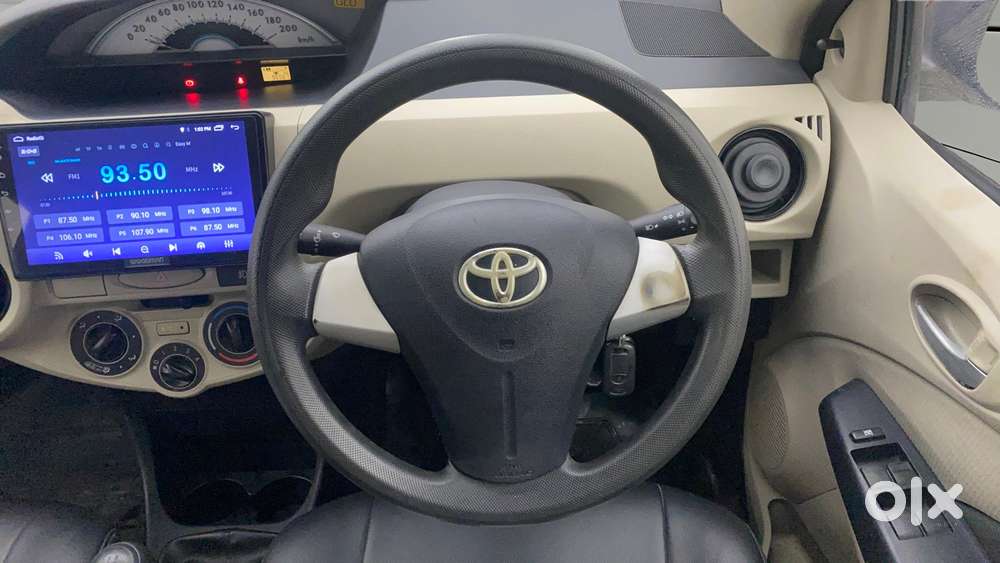 Toyota Etios Liva 2013-2014 G, 2012, Petrol