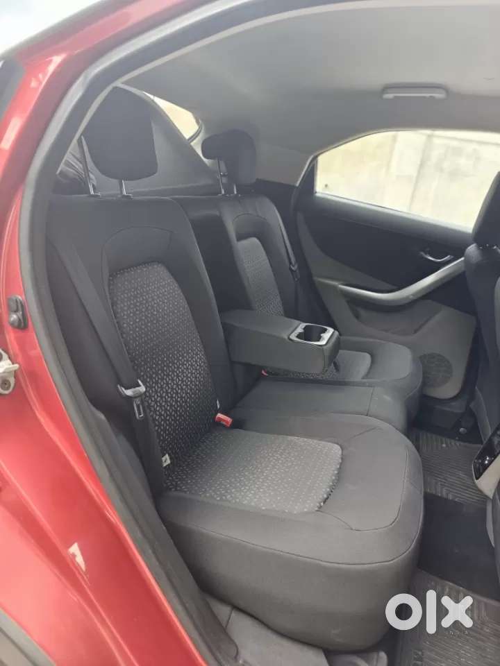 Tata Nexon 1.2 Revotron Xza Plus, 2018, Petrol