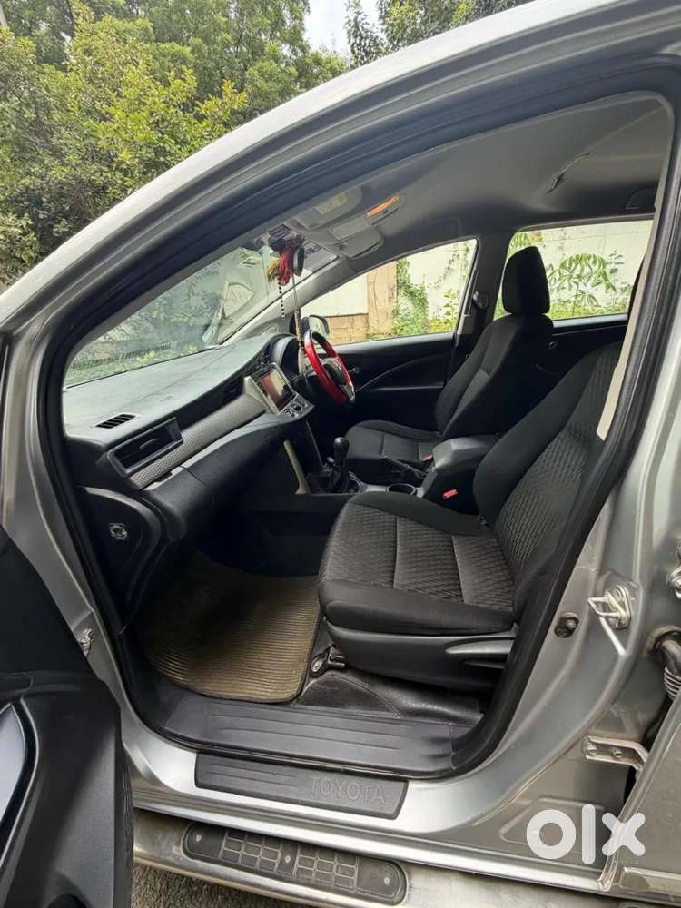 Toyota Innova Crysta 2.4 G Mt 7 Str, 2019, Diesel