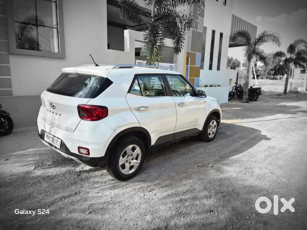 Hyundai Venue N Line 2021 Petrol 90000 Km Driven
