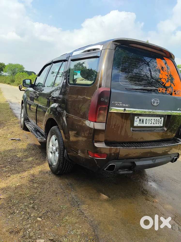 Tata Safari Storme 2014