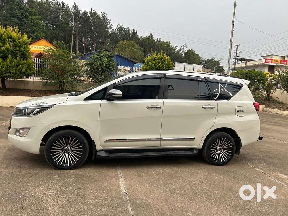 Toyota Innova Crysta 2017 Diesel Good Condition