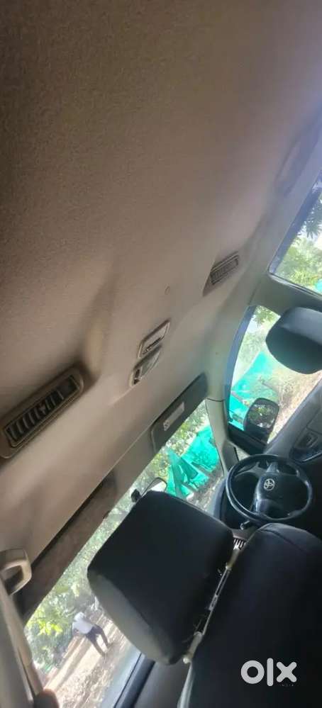 Toyota Innova 2016