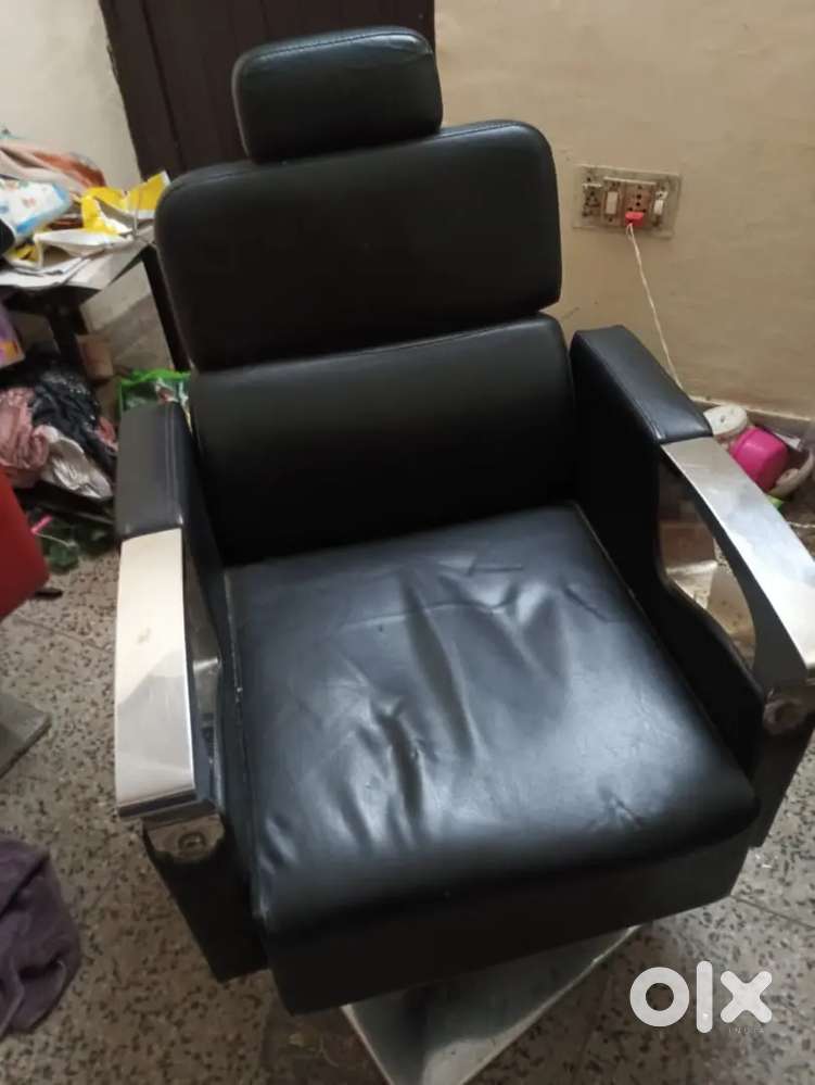 Barber chair for sale olx discount