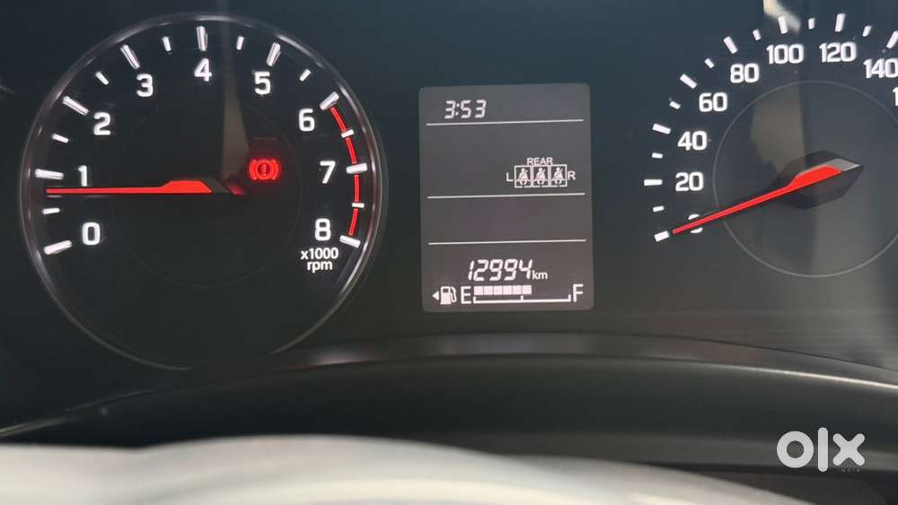Maruti Suzuki Swift Vxi 2025
