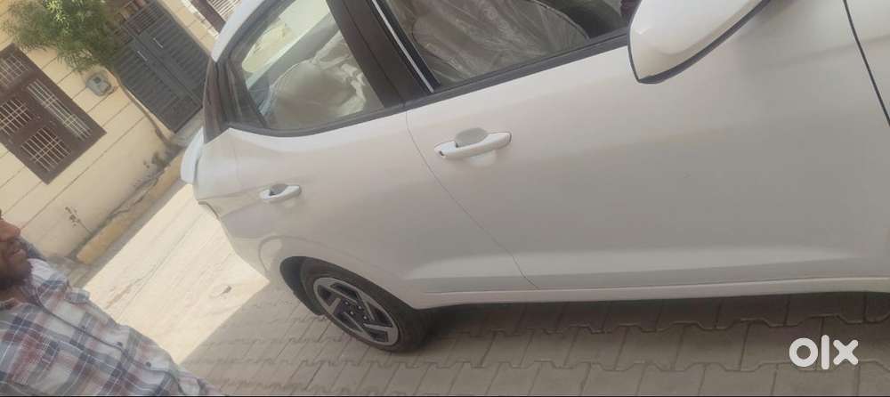 Sale Aura Car Nov 2025 Model
