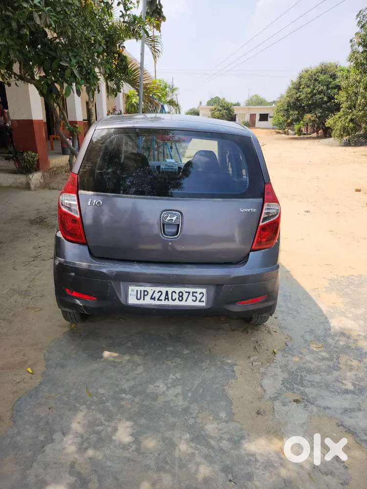 Hyundai I10 Sportz 2015 Variant