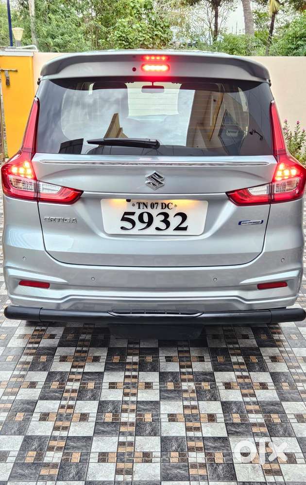 Maruti Suzuki Ertiga Zxi Plus At Shvs, 2023, Petrol