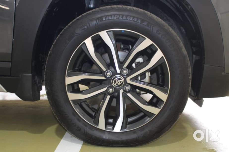 Toyota Urban Cruiser Taisor V 1.0 Petrol Mt, 2025, Petrol