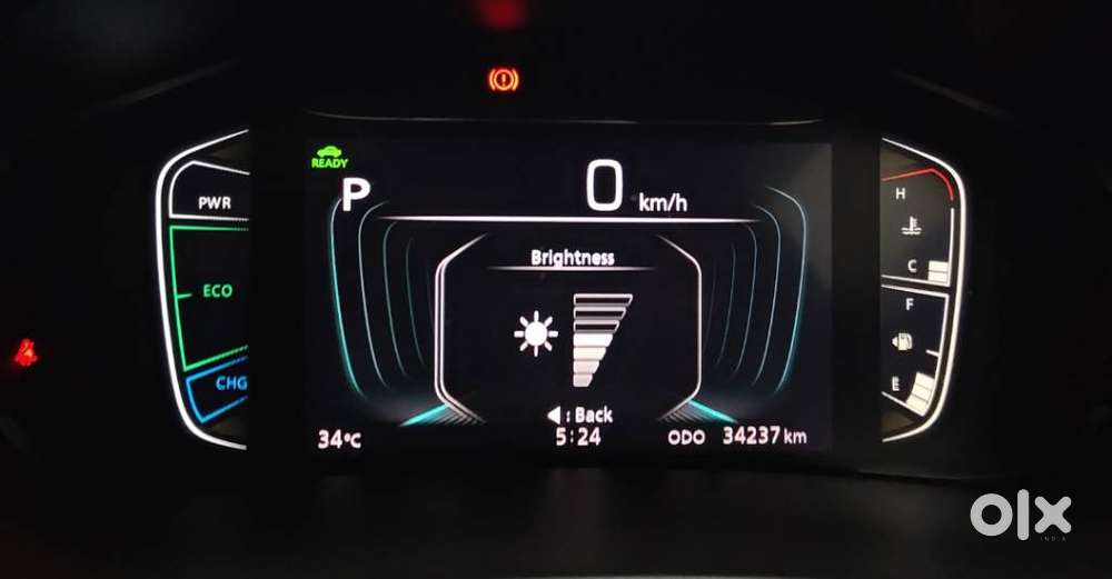 Maruti Suzuki Grand Vitara 1.5 Alpha Plus Dual Tone Intelligent Hybr..