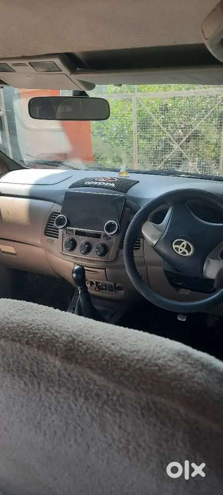 Toyota Innova 2016 Diesel 96000 Km Driven