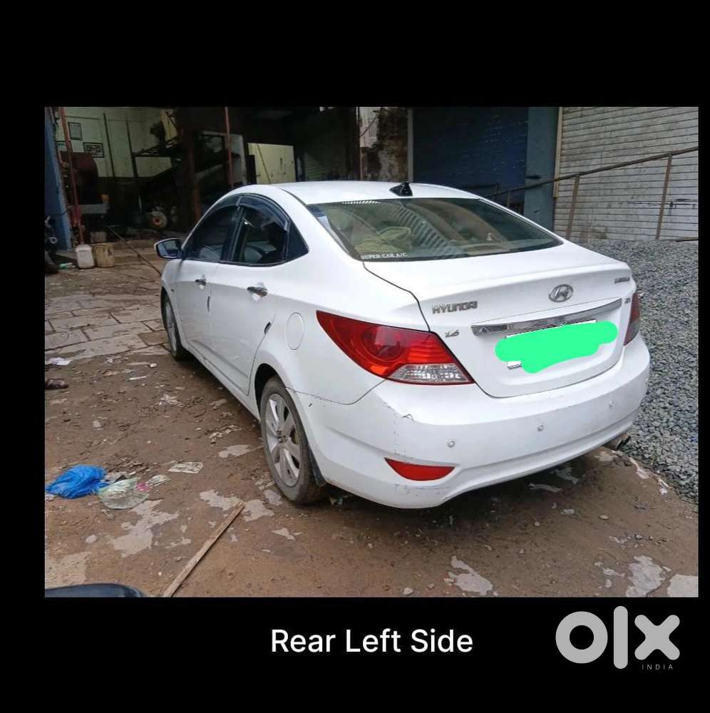 Hyundai Verna 2012