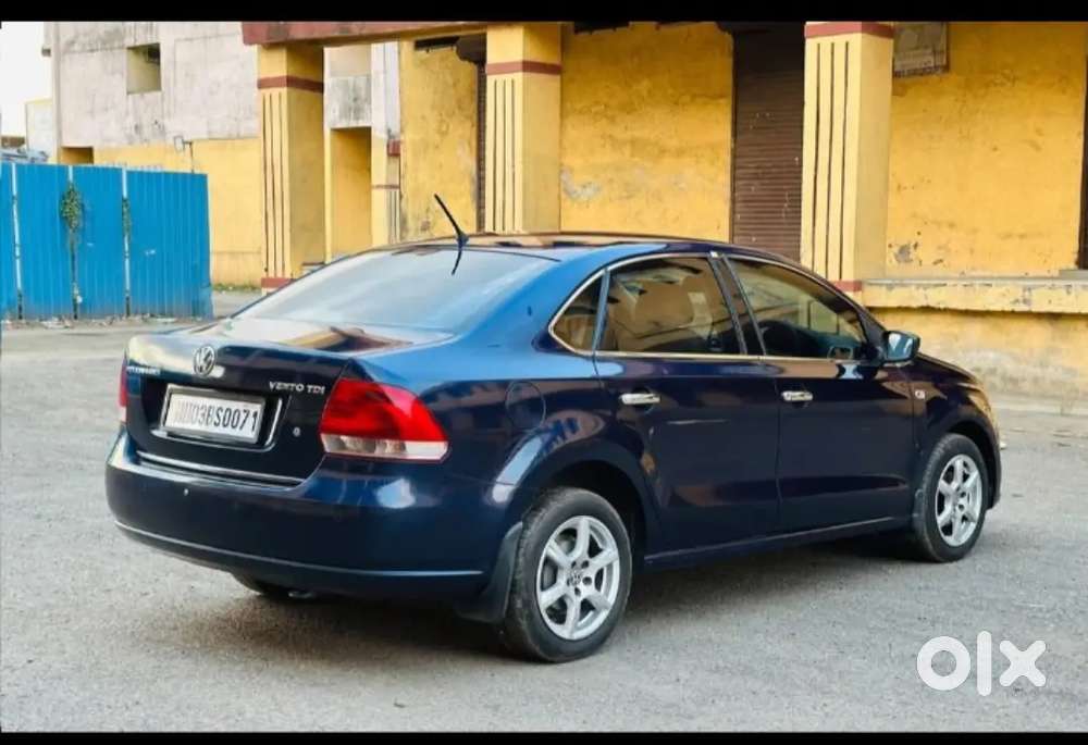 Volkswagen Vento Highline Diesel 2014