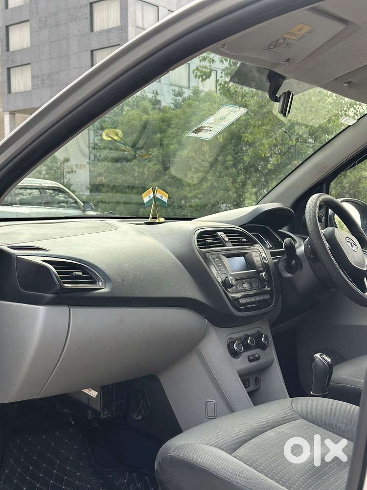 Tata Tiago 1.2 Revotron Xz (o), 2020, Petrol