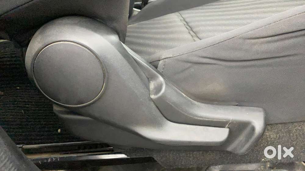 Maruti Suzuki Swift Lxi 2018, 2020, Petrol