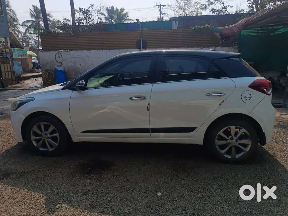 Hyundai I20 2016 Diesel 120000 Km Driven