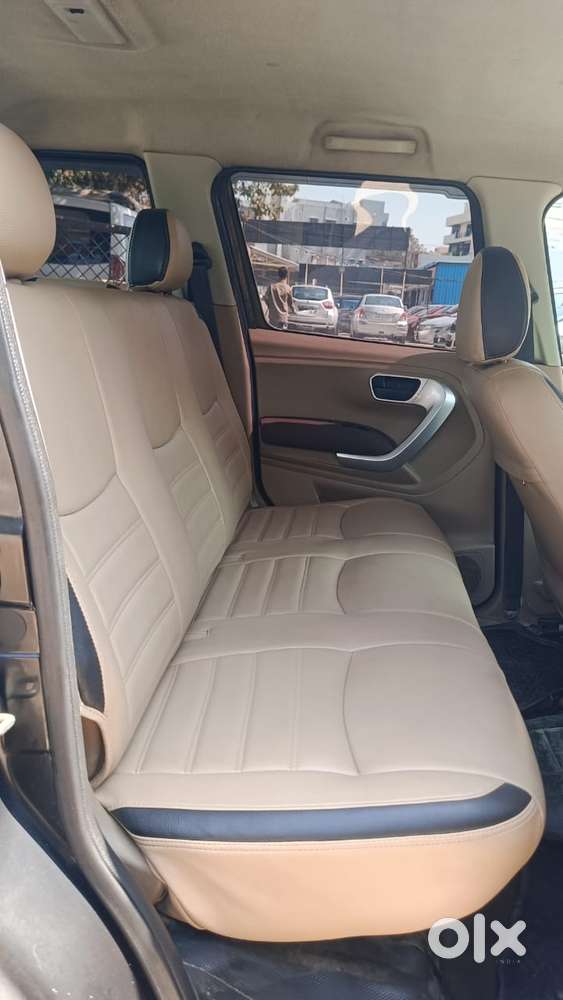 Mahindra Tuv 300 T8, 2017, Diesel