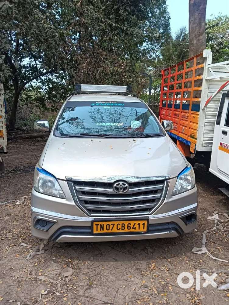 Toyota Innova Diesel 2015 Variant
