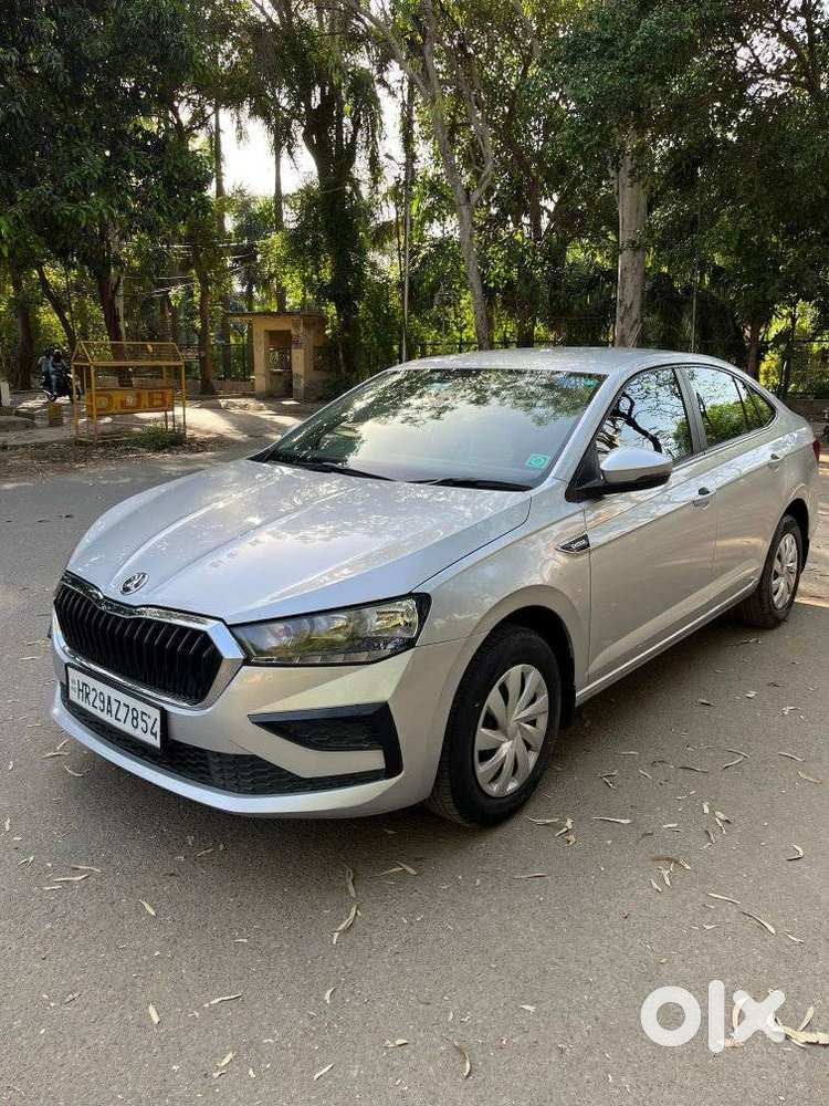 Skoda Slavia 1.0 Active Tsi, 2022, Petrol