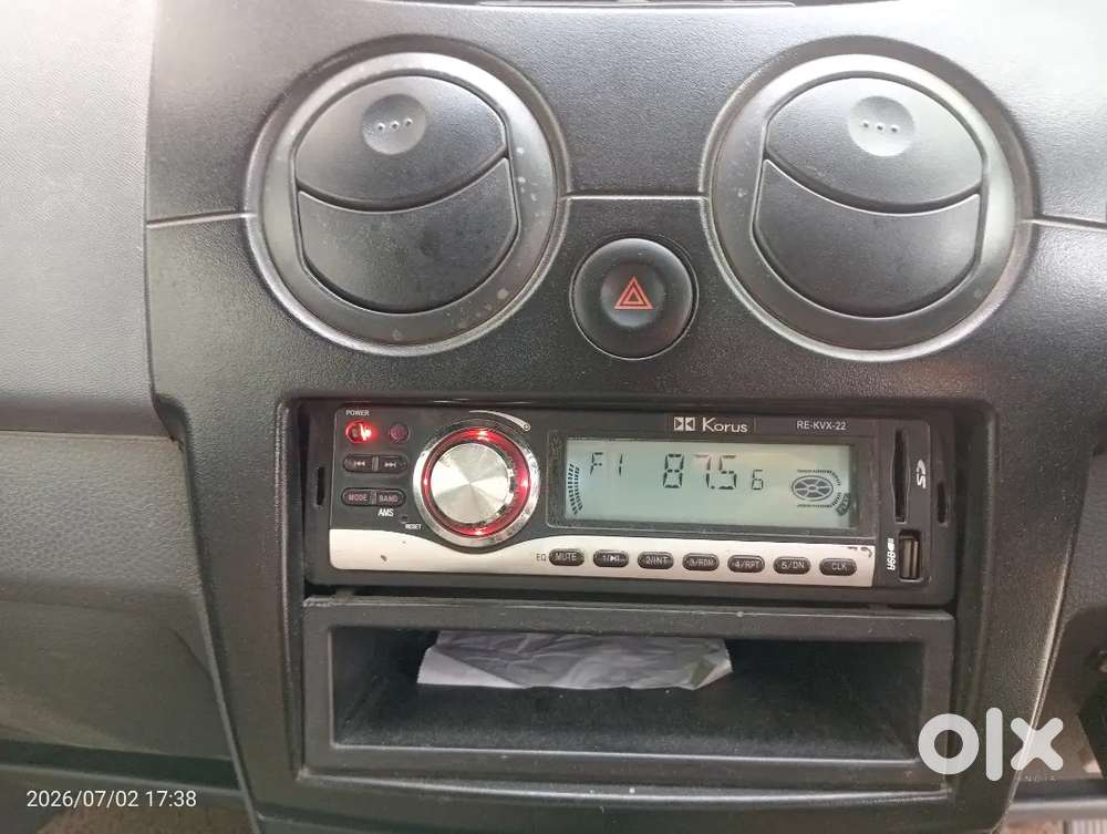 2009 Model Petrol Or Cng Cylinder Few Months Old The Car Only Park