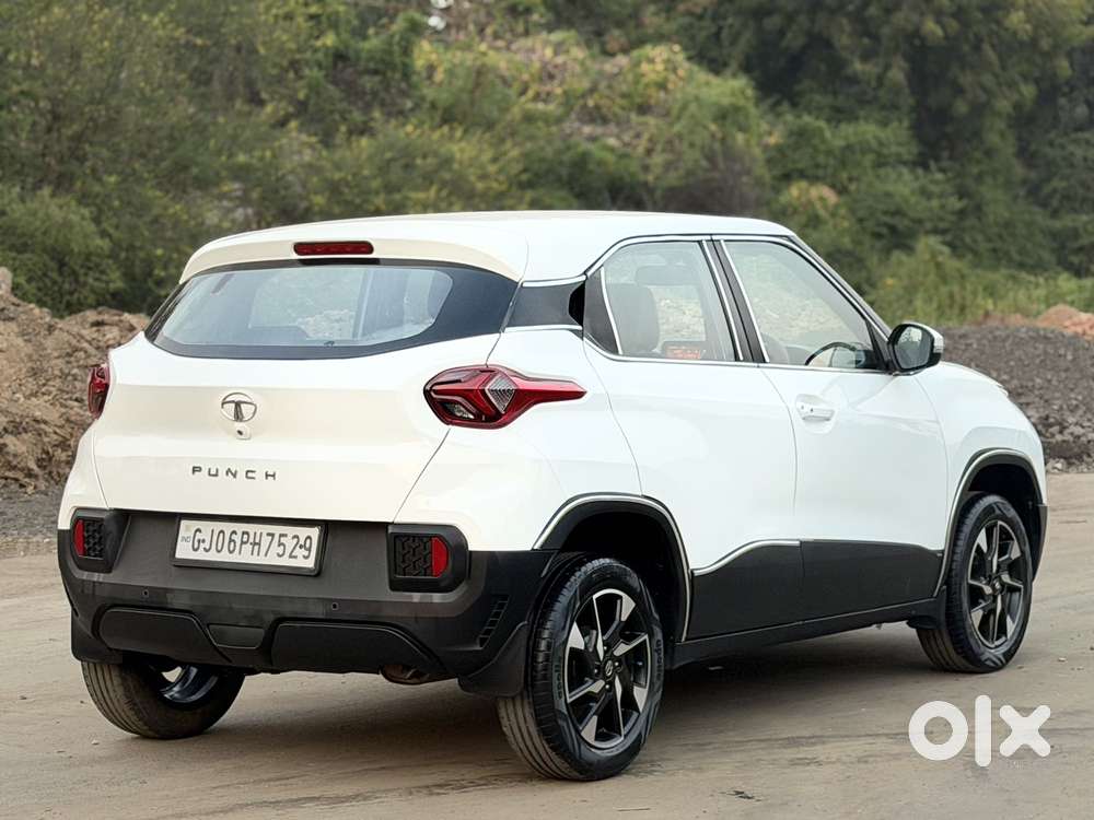 Tata Punch Accomplished, 2022, Petrol