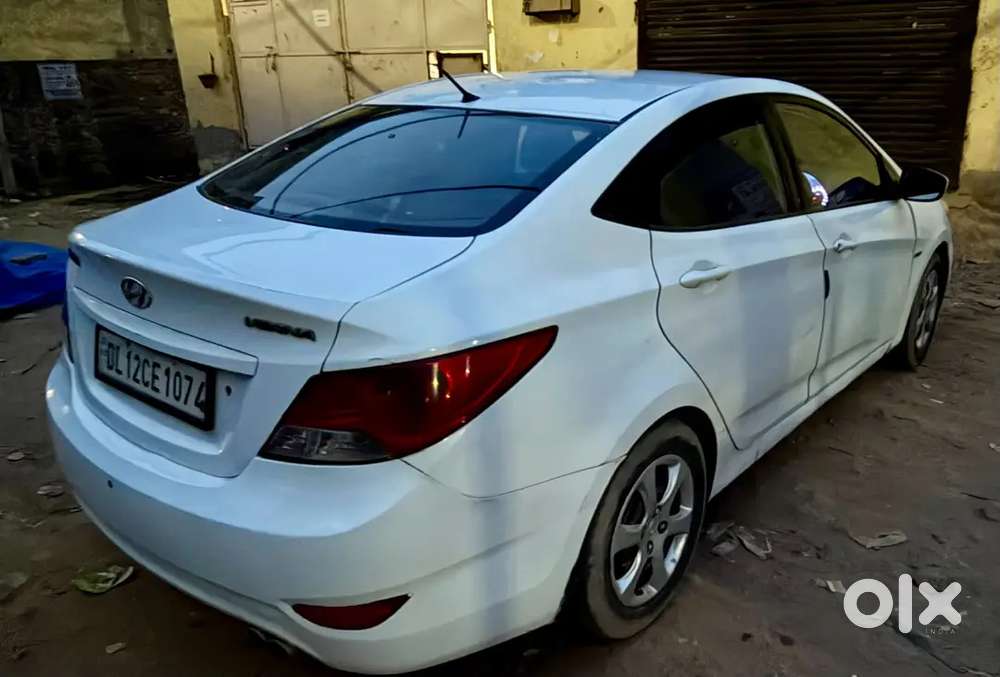 Hyundai Verna Fluidic 2012 Manual Petrol