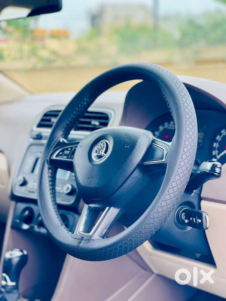 Skoda Rapid 2013-2016 1.5 Tdi At Ambition With Alloy Wheel, 2014, Di..