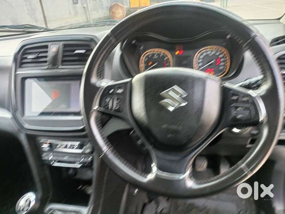 Maruti Suzuki Brezza 1.5 Zxi Plus Smart Hybrid, 2020, Petrol