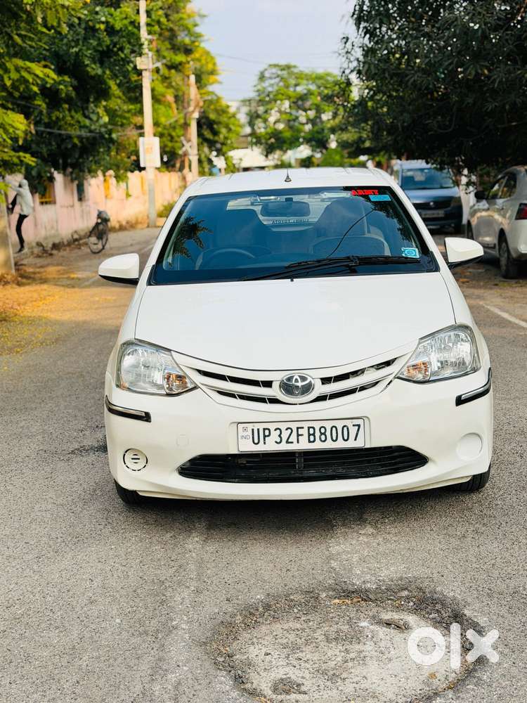 Toyota Etios Liva G Exclusive, 2013, Petrol