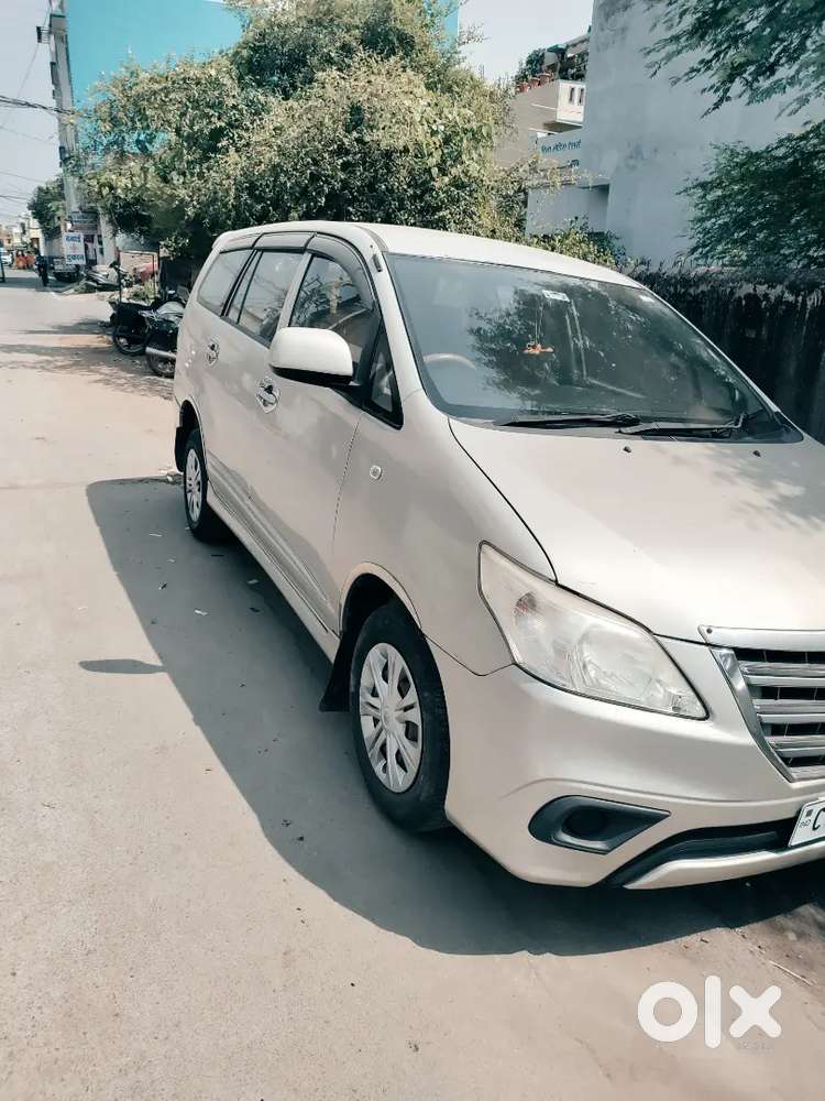 Toyota Innova Diesel Manual 2015 Year