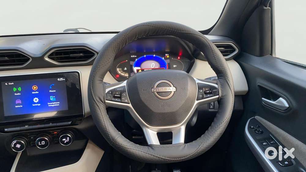Nissan Magnite 1.0 Xv, 2024, Petrol