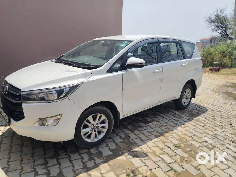 Toyota Innova Crysta 2018