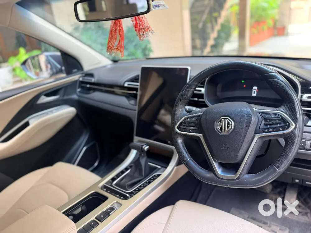 Mg Hector Sharp Pro
