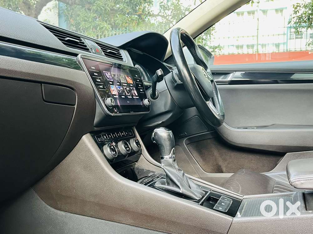 Skoda Superb L&k 2.0 Tdi At, 2019, Diesel