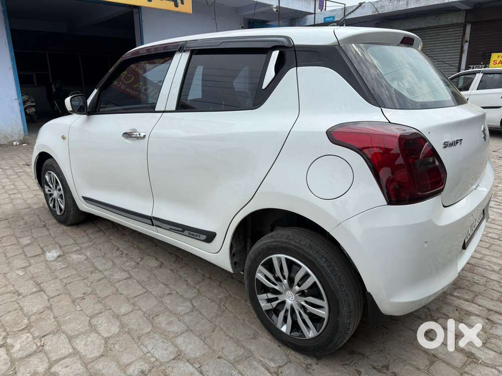 Swift Petrol Manual 2021