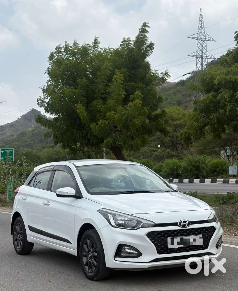 Hyundai I20 Asta (o) 1.2 Mt, 2019, Petrol